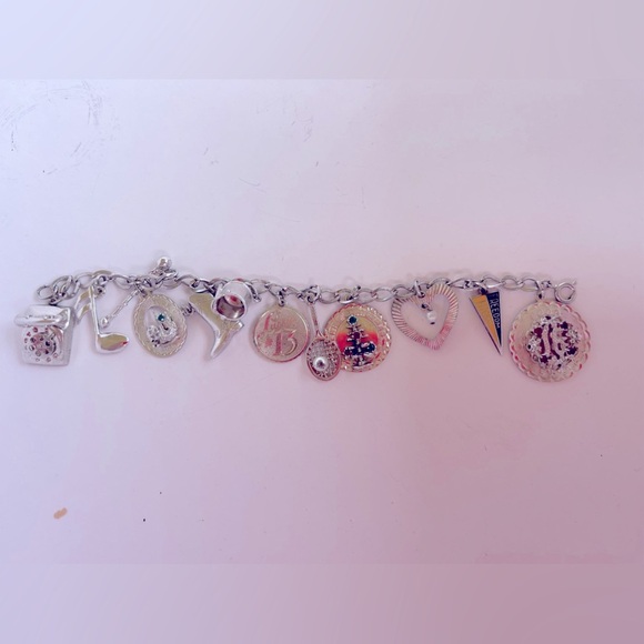 VINTAGE • Silver 925 Charm bracelet • Sweet 16, Lucky 13, New York, Christmas - Picture 1 of 4